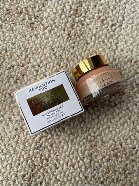 Revolution Pro Miracle Cream